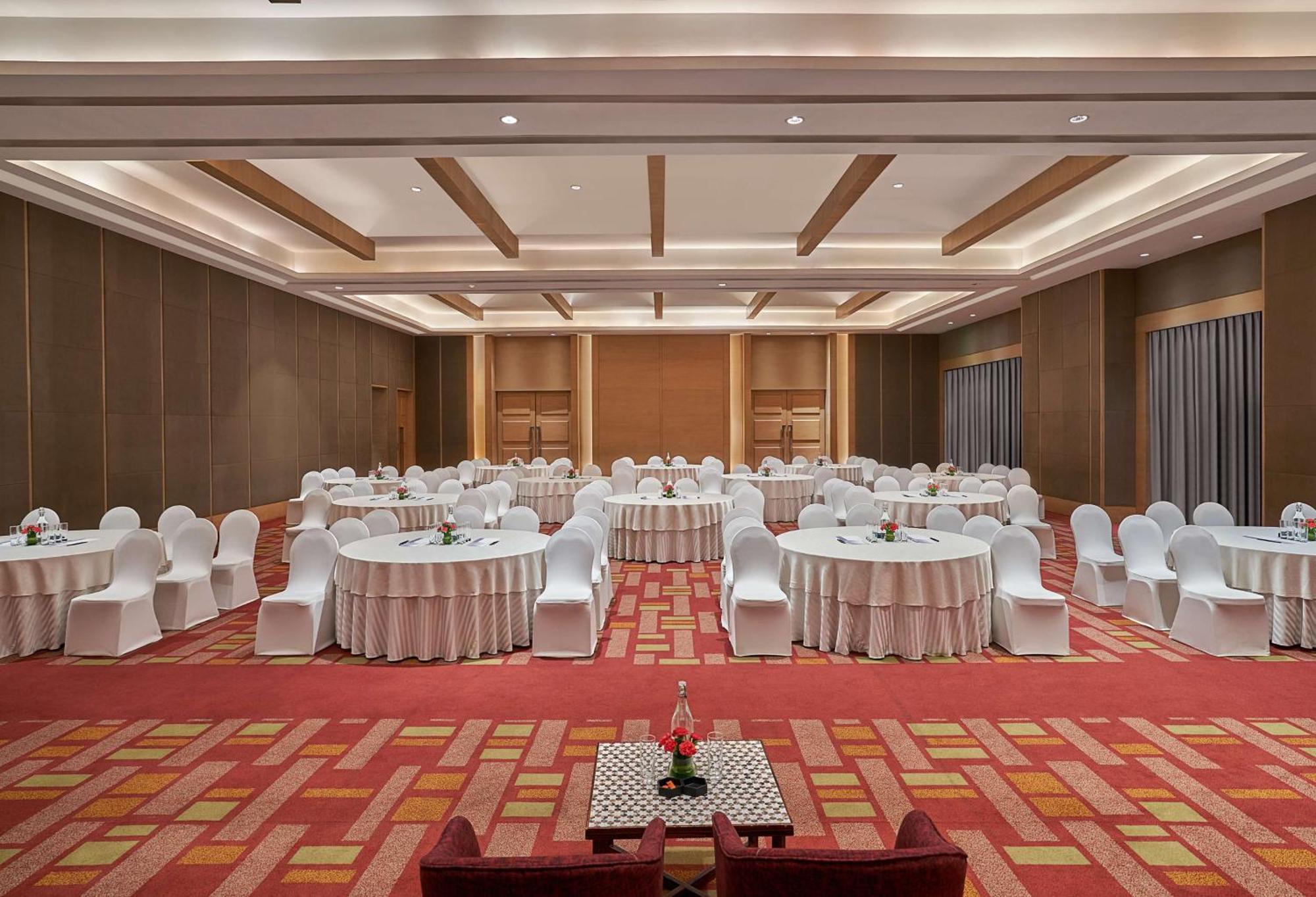 Готель Hyatt Regency Lucknow Gomti Nagar Екстер'єр фото